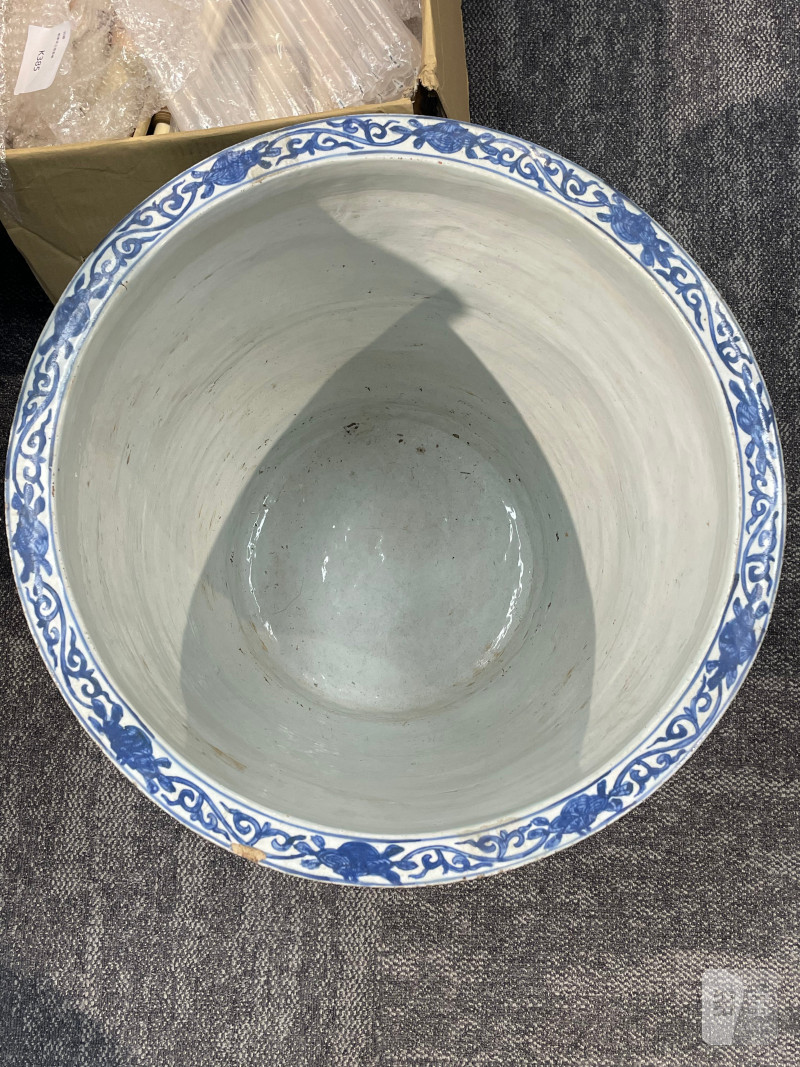 明万历  青花“受天百禄”百鹿图大缸 - 图15